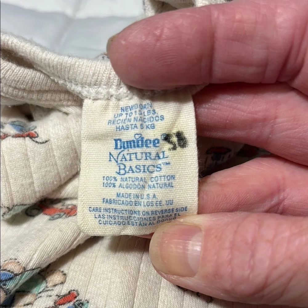 Vintage Dundee Cream Teddy Bear Print Infant Newborn Onesie One Piece
